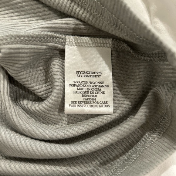 NWT Z SUPPLY Cait Rib Henley Top Pale Jade - Picture 9 of 10